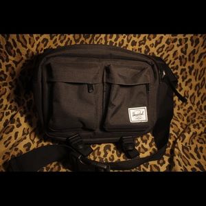 Herschel fanny pack